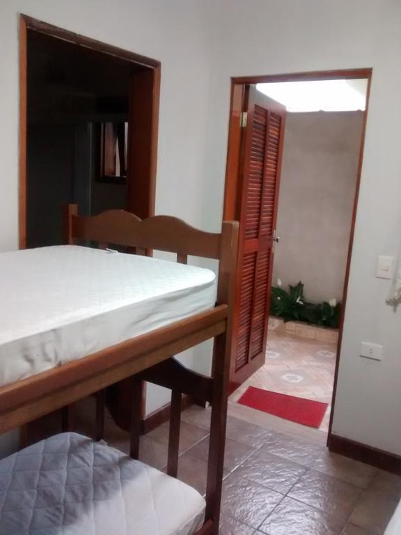 Hospedagem Lagoinha Ubatuba Quarto foto